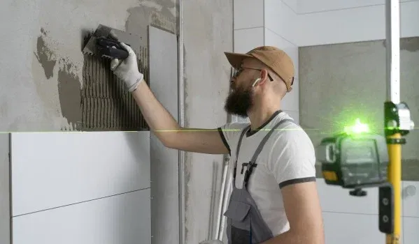 Remont łazienki - koszty 2026. Co trzeba wliczyć w budżet i jak realnie zaoszczędzić